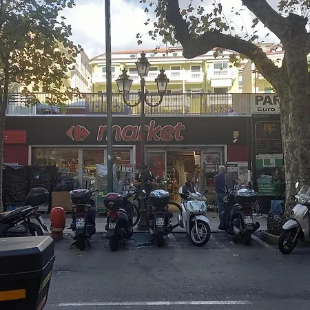 Διαμέρισμα Garibaldi 111 *